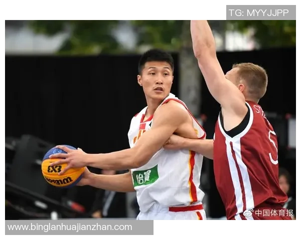 武汉篮球队在世界杯预选赛中以60分高居积分榜首位，展现强劲实力